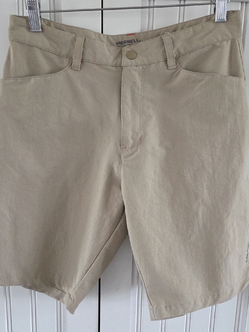 Merrell Men's Flat Front Khaki/Tan Shorts